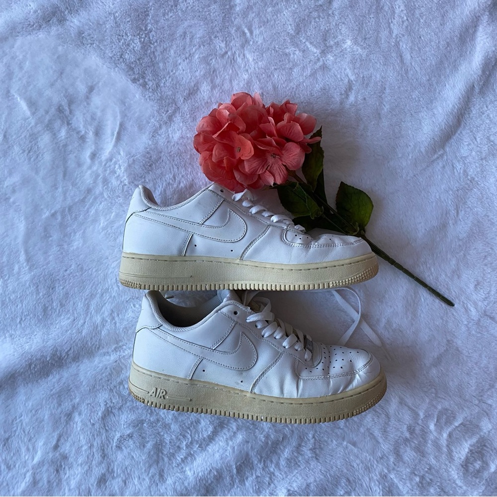 Nike Air Force 1 Shoes White Sneakers Size 8